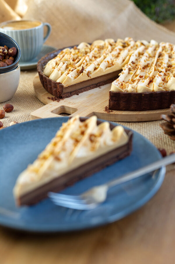 Tarta karmelowo orzechowa - obrazek 6